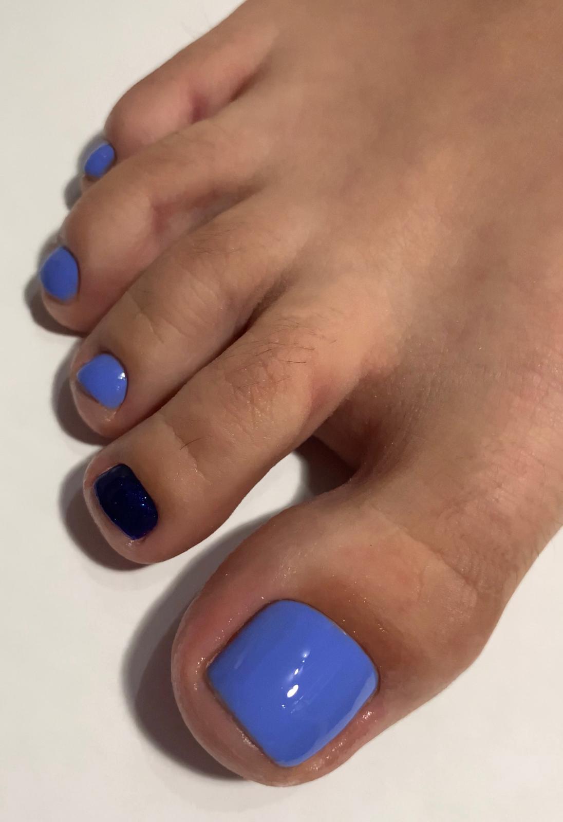 Esmaltado permanente de pies